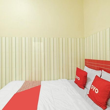 Oyo 91453 Hotel Srikandi Gejayan Maguwo Екстериор снимка