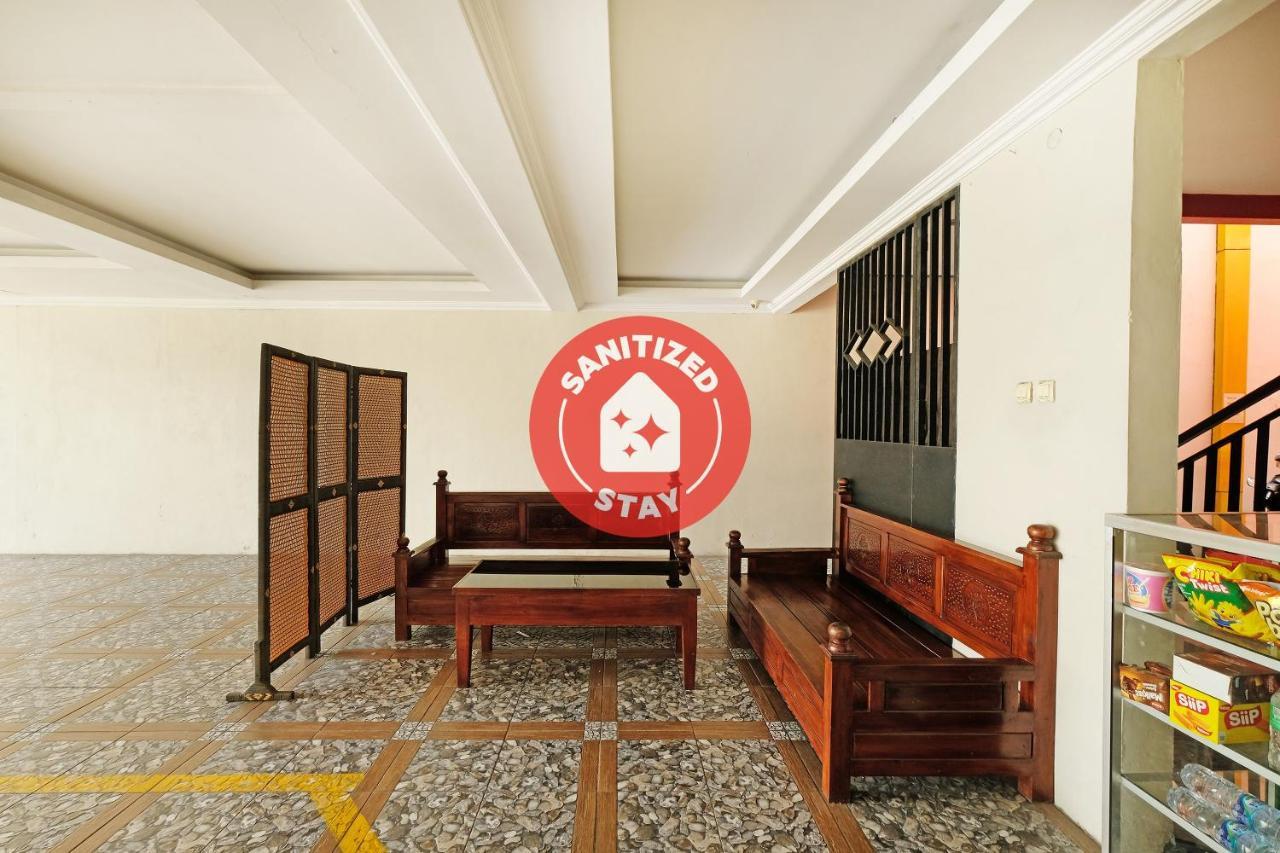 Oyo 91453 Hotel Srikandi Gejayan Maguwo Екстериор снимка