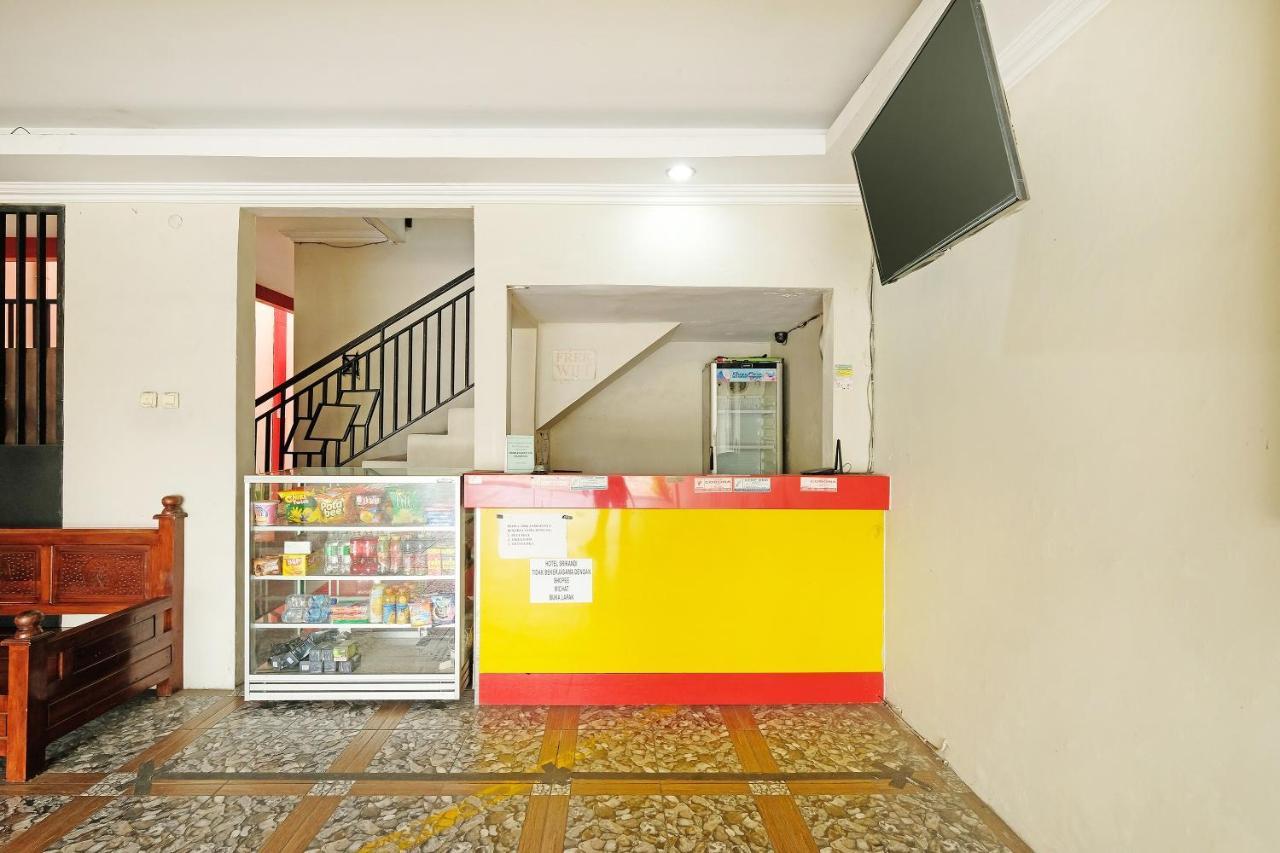 Oyo 91453 Hotel Srikandi Gejayan Maguwo Екстериор снимка